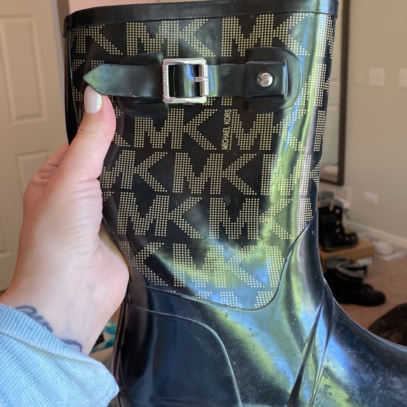 Michael Kors rain boots - Picture 2 of 2